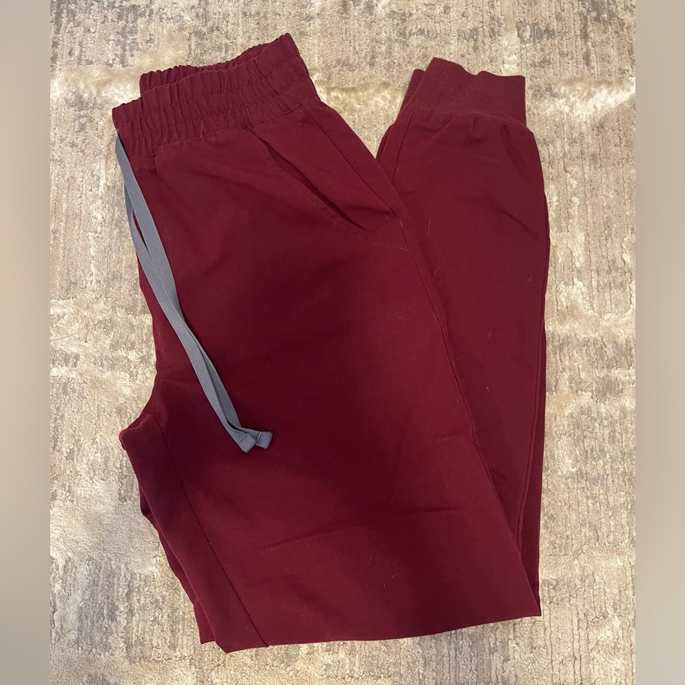 Burgundy Jogger Pants with Gray Drawstring